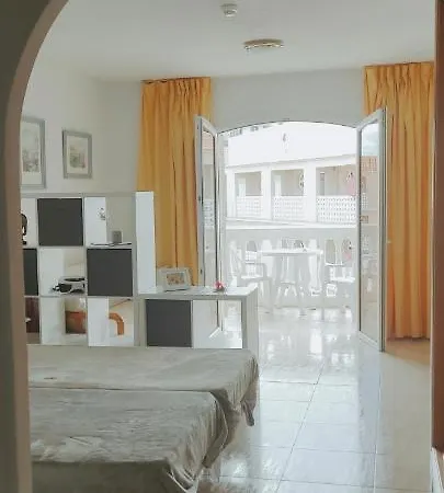 Casa Gio-monolocale Con Piscina Riscaldata Appartamento